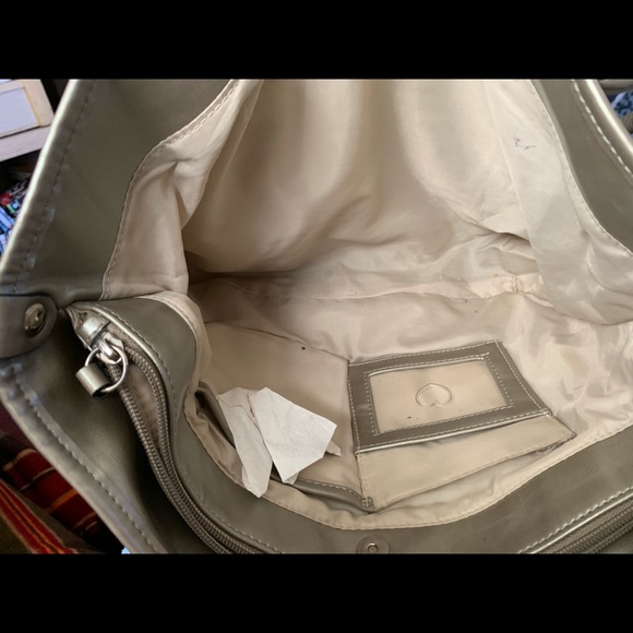 Handbag - Picture 2 of 2